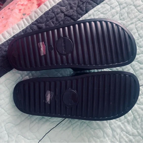 NWOT: Nine west slides sz8 - Picture 4 of 6